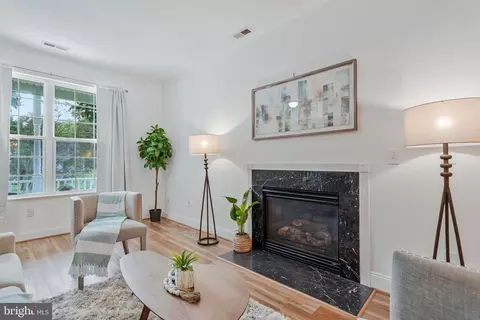 Living - 3602 2nd Ave, Edgewater, MD 21037 photo 2 of 2