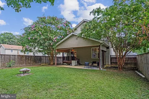Exterior - 3602 2nd Ave, Edgewater, MD 21037 photo 8 of 11