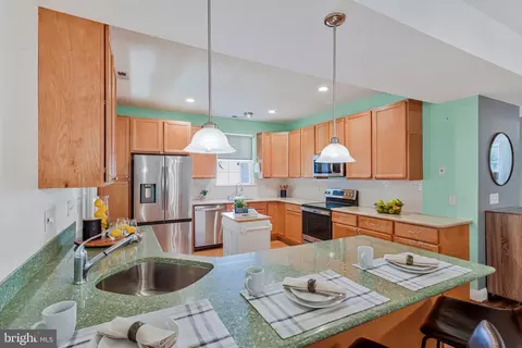 Kitchen - 3602 2nd Ave, Edgewater, MD 21037 photo 3 of 5