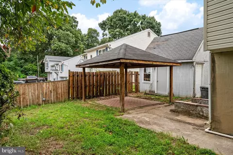 Exterior - 8074 Mayer Ave, Pasadena, MD 21122 photo 3 of 5
