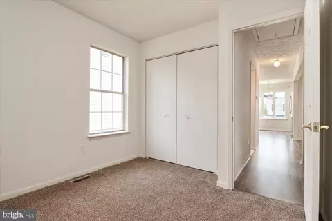 Entry Way - 8074 Mayer Ave, Pasadena, MD 21122 photo 1 of 2