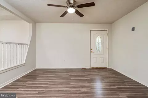 Living - 8074 Mayer Ave, Pasadena, MD 21122 photo 1 of 3