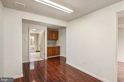Entry Way - 8074 Mayer Ave, Pasadena, MD 21122 photo 2 of 2