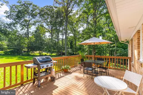 Exterior - 176 Cardamon Dr, Edgewater, MD 21037 photo 5 of 15