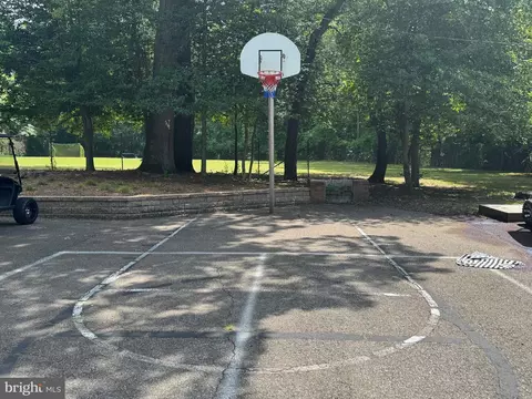 Exterior - 176 Cardamon Dr, Edgewater, MD 21037 photo 12 of 15