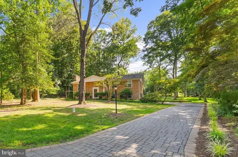 Exterior - 176 Cardamon Dr, Edgewater, MD 21037 photo 8 of 15