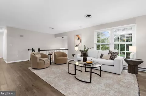 Living - 176 Cardamon Dr, Edgewater, MD 21037 photo 3 of 4