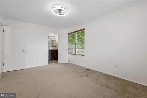 Bedroom - 7907 Leeds Dr, Pasadena, MD 21122 photo 2 of 3