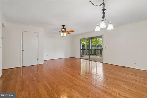 Living - 7907 Leeds Dr, Pasadena, MD 21122 photo 2 of 2