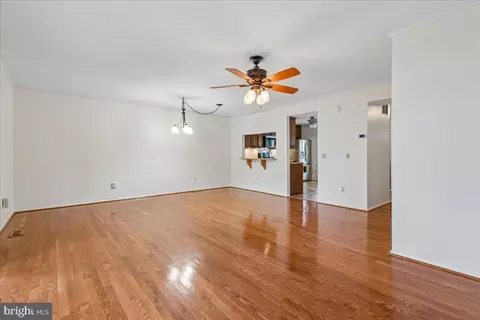 Living - 7907 Leeds Dr, Pasadena, MD 21122 photo 1 of 2