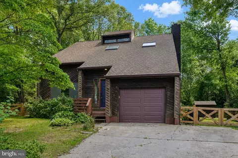 285 Michener Ct E, Severna Park, MD 21146