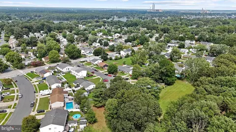 View/Area - 1087 Fitz Ct, Pasadena, MD 21122 photo 11 of 16