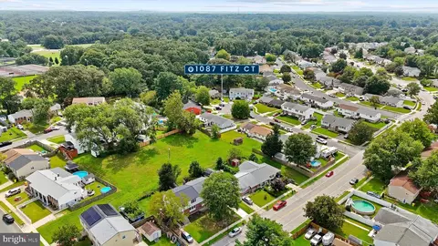View/Area - 1087 Fitz Ct, Pasadena, MD 21122 photo 13 of 16