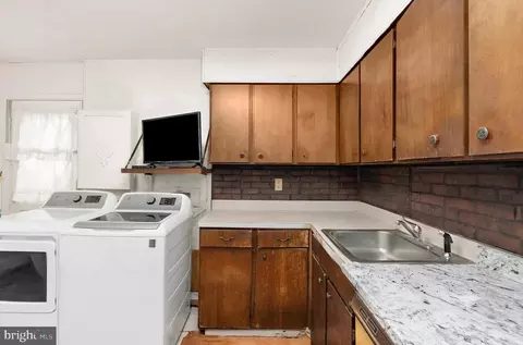 Other - 1087 Fitz Ct, Pasadena, MD 21122 photo 4 of 12
