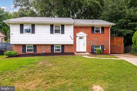 522 Kenora Dr, Millersville, MD 21108