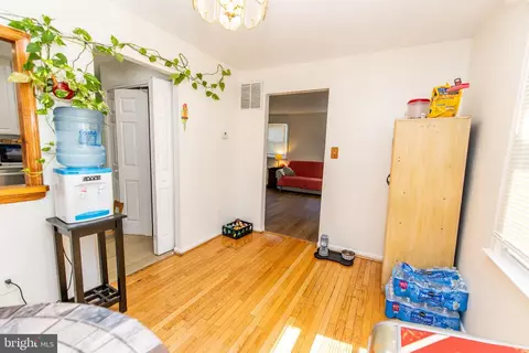 Entry Way - 1920 Potomac Rd, Edgewater, MD 21037 photo 1 of 3