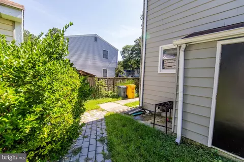Exterior - 1920 Potomac Rd, Edgewater, MD 21037 photo 8 of 13