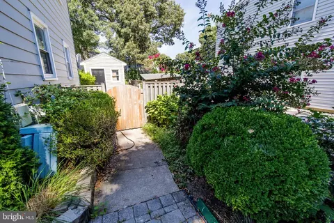 Exterior - 1920 Potomac Rd, Edgewater, MD 21037 photo 12 of 13