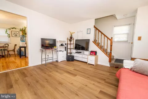 Living - 1920 Potomac Rd, Edgewater, MD 21037 photo 2 of 2