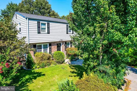Exterior - 1920 Potomac Rd, Edgewater, MD 21037 photo 3 of 13