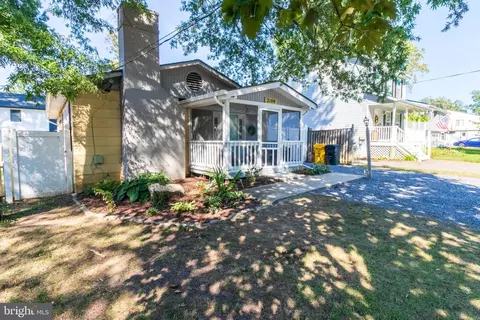 Exterior - 2109 Shore Dr, Edgewater, MD 21037 photo 2 of 9
