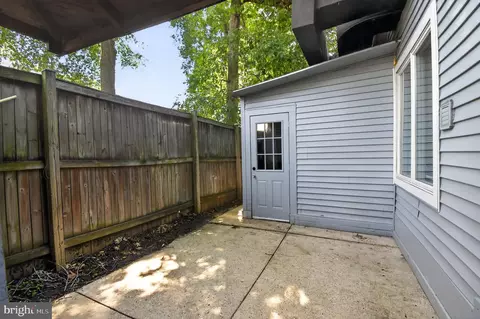 Exterior - 1727 Forestville Rd, Edgewater, MD 21037 photo 2 of 3