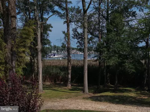 View/Area - 1024 Old Turkey Point Rd, Edgewater, MD 21037 photo 2 of 7