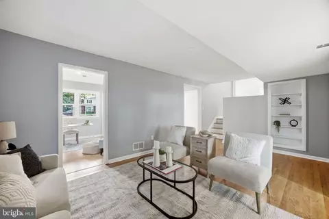 Living - 13 Rickover Ct, Annapolis, MD 21401 photo 4 of 4