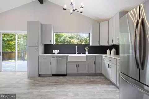 Kitchen - 13 Rickover Ct, Annapolis, MD 21401 photo 2 of 5