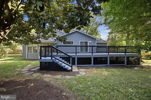 Exterior - 13 Rickover Ct, Annapolis, MD 21401 photo 7 of 14