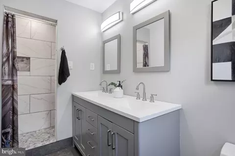 Bath - 13 Rickover Ct, Annapolis, MD 21401 photo 1 of 7