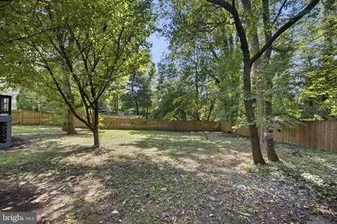 Exterior - 13 Rickover Ct, Annapolis, MD 21401 photo 9 of 14