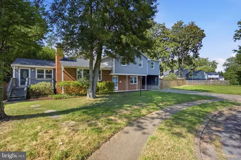 Exterior - 13 Rickover Ct, Annapolis, MD 21401 photo 3 of 14