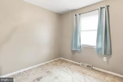Bedroom - 940 Hammonds Ln, Brooklyn, MD 21225 photo 4 of 4