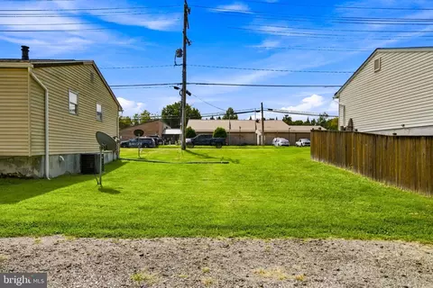 View/Area - 940 Hammonds Ln, Brooklyn, MD 21225 photo 1 of 2