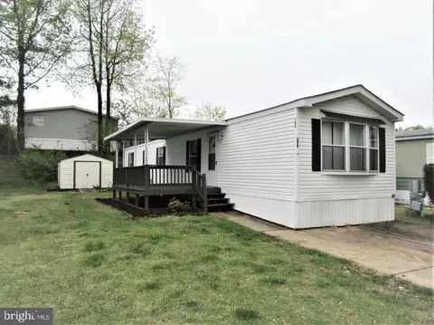 298 Rips Dr, Lothian, MD 20711 photo 2