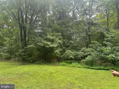 Edgemont Street, Edgewater, MD 21037 photo 2