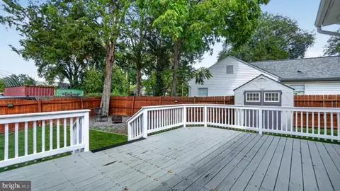 Exterior - 7741 Outing Ave, Pasadena, MD 21122 photo 4 of 10
