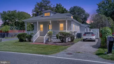 Exterior - 7741 Outing Ave, Pasadena, MD 21122 photo 8 of 10