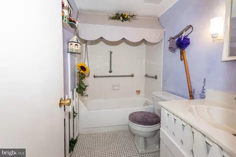 Bath - 1857 Marlow Pl, Crofton, MD 21114 photo 2 of 2