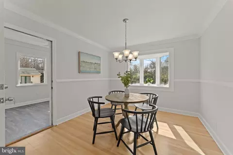 Dining - 1452 Grandview Rd, Arnold, MD 21012 photo 2 of 2