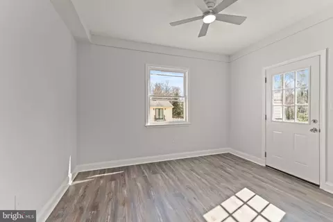 Entry Way - 1452 Grandview Rd, Arnold, MD 21012 photo 1 of 2