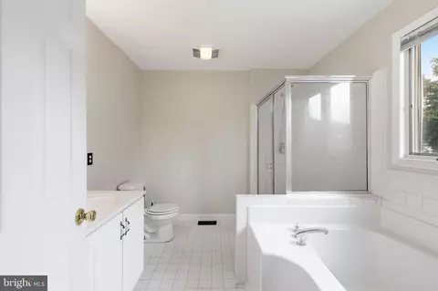 Bath - 409 Lily Brook Ct, Pasadena, MD 21122 photo 1 of 5