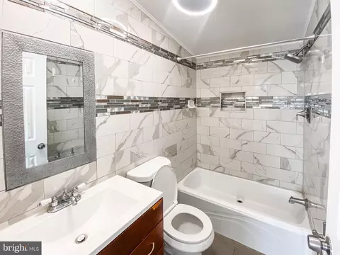 210 5th St, Lothian, MD 20711 photo 9