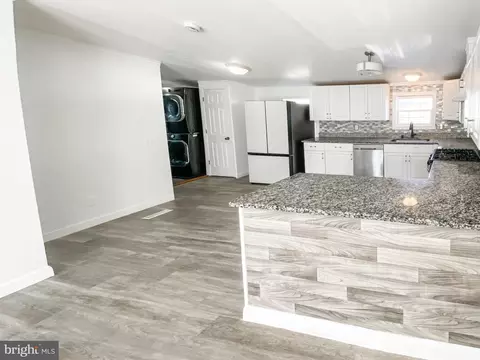 210 5th St, Lothian, MD 20711 photo 11