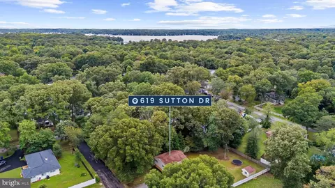 View/Area - 619 Sutton Drive Dr, Pasadena, MD 21122 photo 10 of 13
