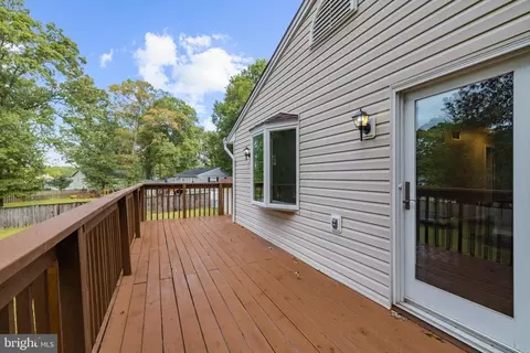 Exterior - 619 Sutton Drive Dr, Pasadena, MD 21122 photo 5 of 9