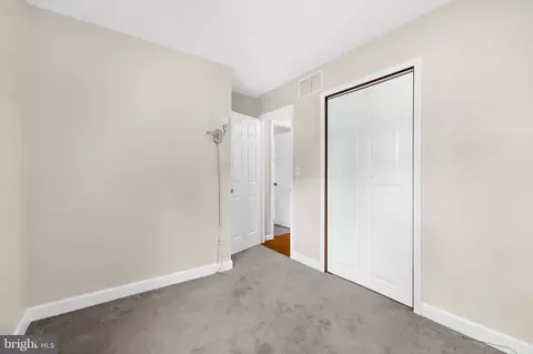 Bedroom - 619 Sutton Drive Dr, Pasadena, MD 21122 photo 6 of 6