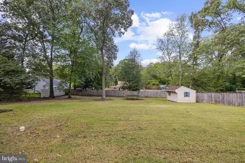 Exterior - 619 Sutton Drive Dr, Pasadena, MD 21122 photo 8 of 9