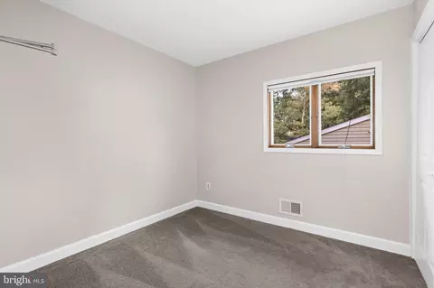 Bedroom - 619 Sutton Drive Dr, Pasadena, MD 21122 photo 1 of 6